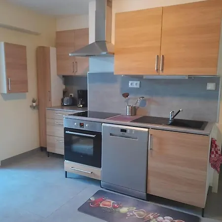 Maison T3 70m2 Avec Jardin *